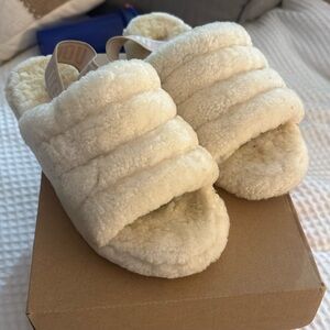 Uggs slippers authentic